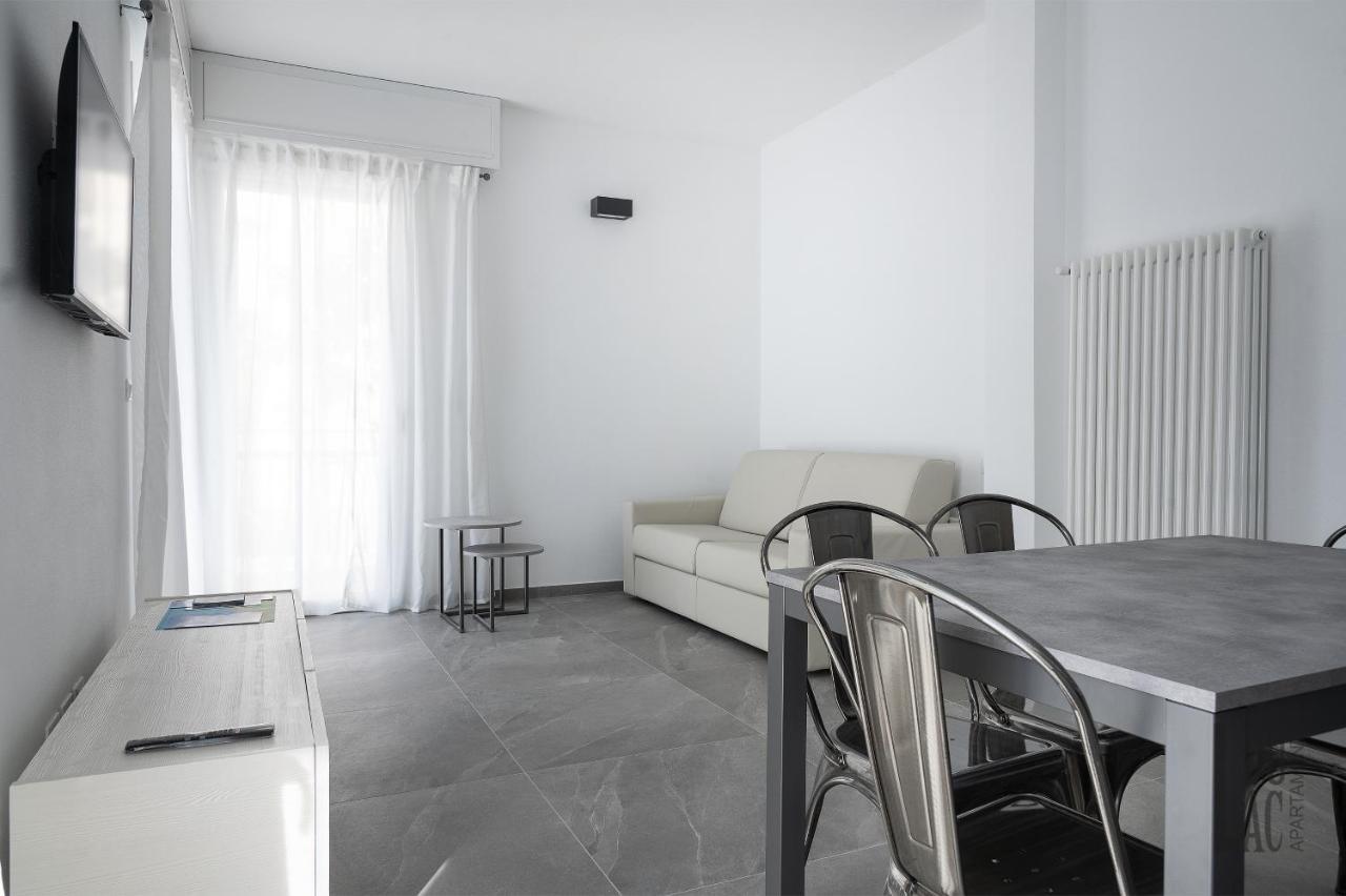 Du Lac Aparments Desenzano del Garda Buitenkant foto